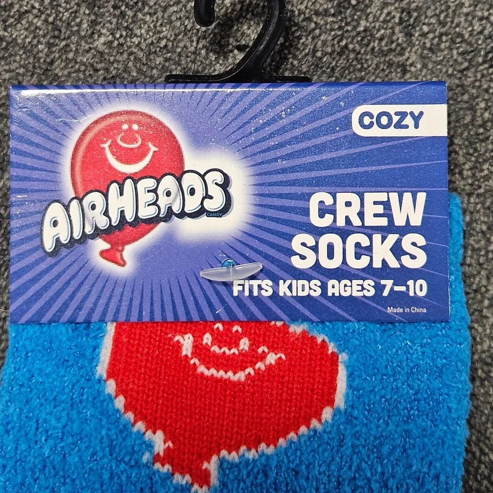 Airheads Cozy Crew Socks Kids Ages‎ 7-10 Blue Candy Character Fun